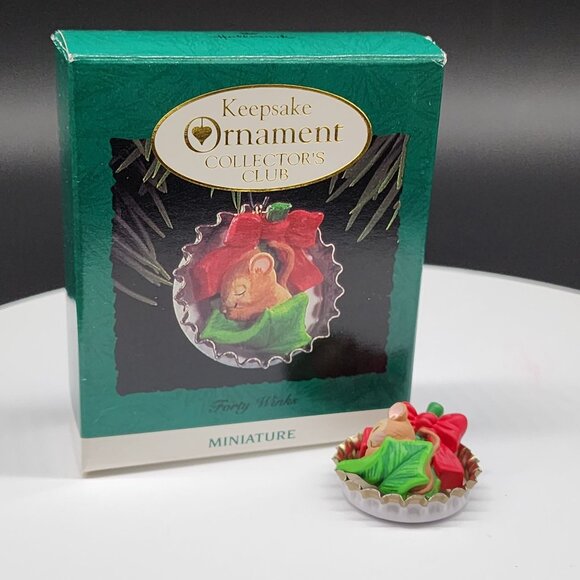 Hallmark Keepsake Ornament Collector's Club 1993 Forty Winks Mouse In Bottle Cap - Picture 2 of 8